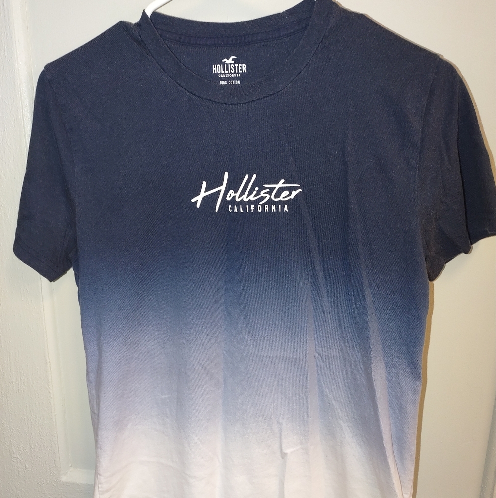 Hollister Navy and White Gradient Tee